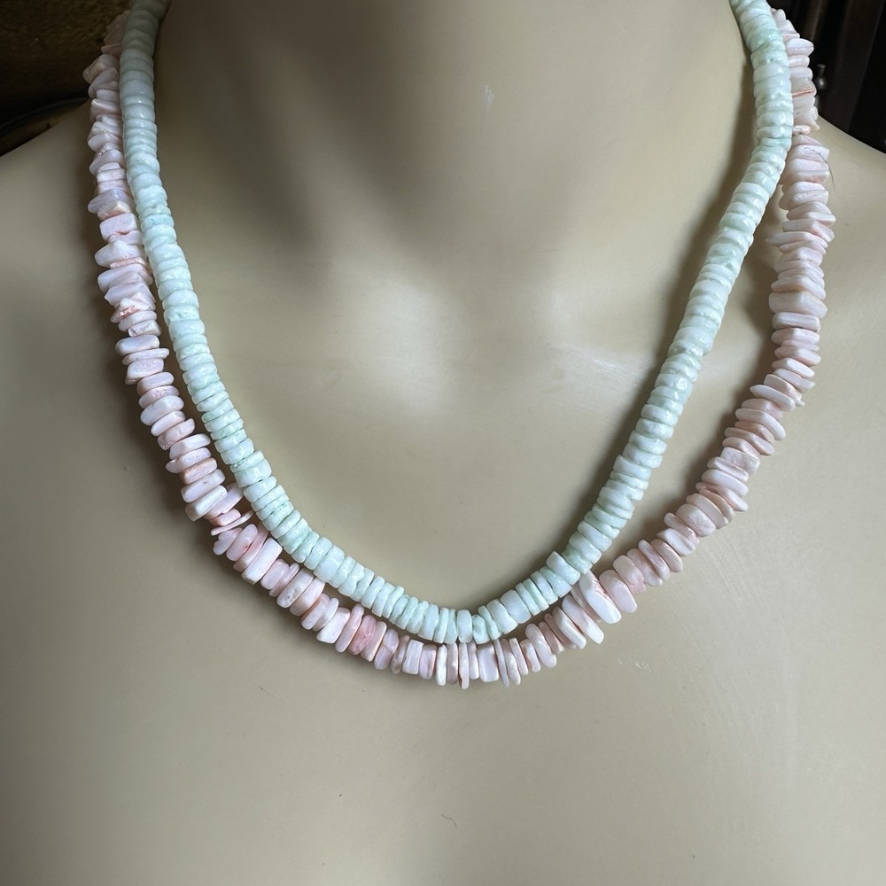 Vintage 2 Artisan Necklaces 17-19 Inch Shell Chip Bull Quartz Beads Barrel Clasp